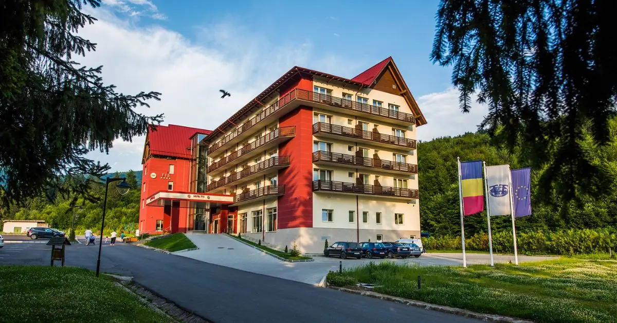 Hotel TTS Spa & Wellness Covasna — vedere exterioară